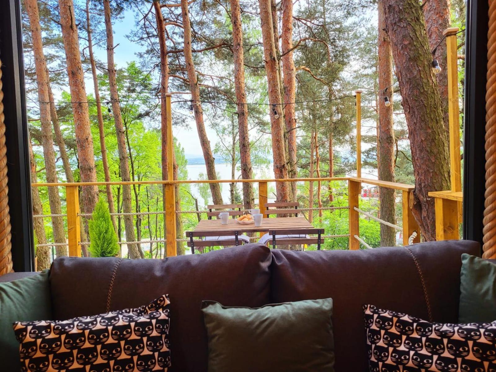 Domki Na Drzewach Skorochow Exteriér fotografie